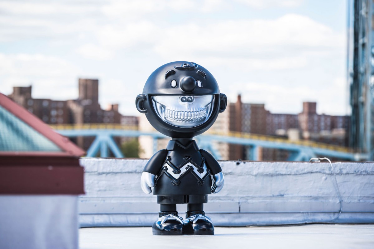 Ron English x Compound x Made By Monsters – Charlie Grin