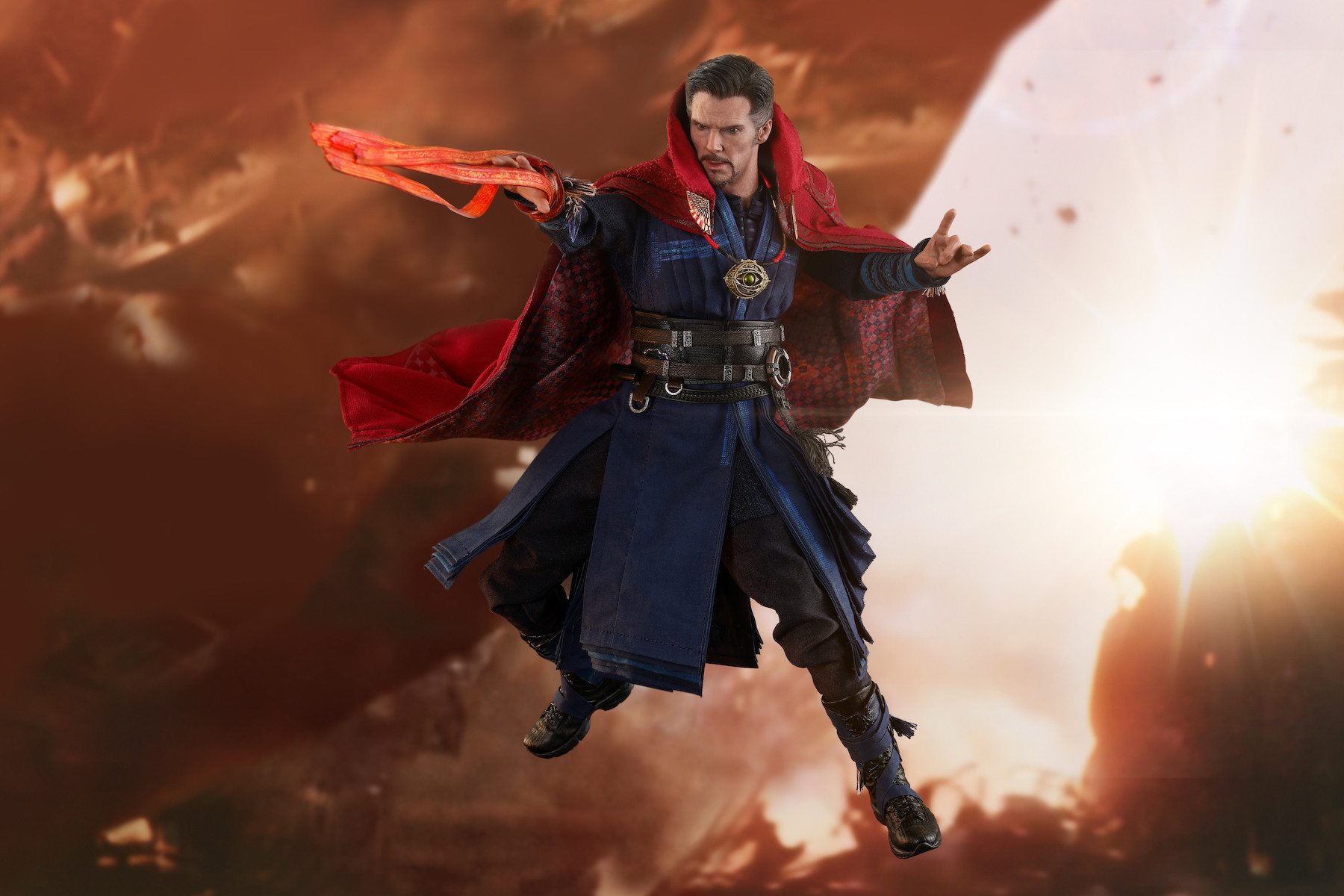 Toy Tuesday – Hot Toys Doctor Strange (Infinity War) – Nostalgia King