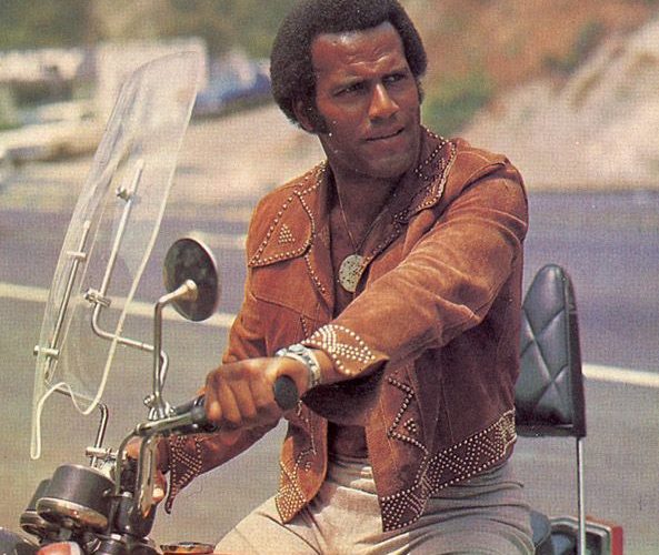 Fred Williamson as Mr. Mean (Music by Ohio Players) Nostalgia King